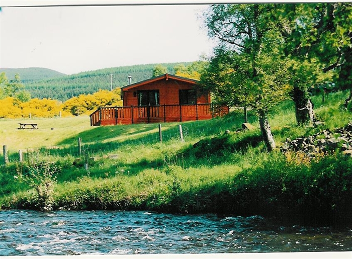 Larch Cottage, By Blairgowrie Self Catering VisitScotland